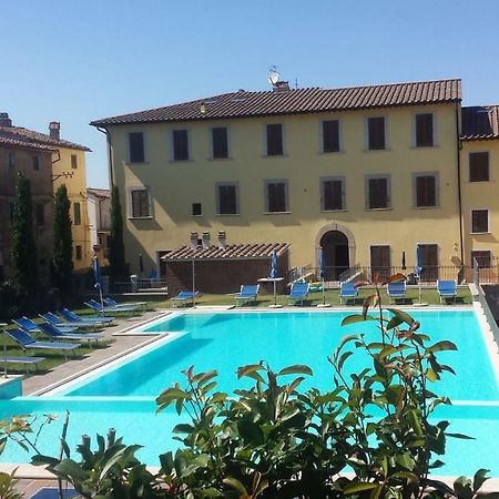 Borgo Di Gramugnana Aparthotel Usigliano Kültér fotó