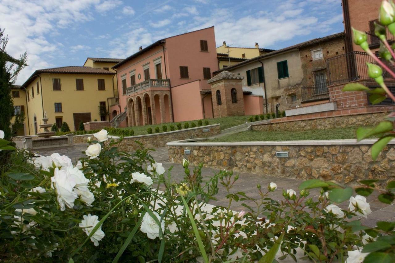 Borgo Di Gramugnana Aparthotel Usigliano Kültér fotó